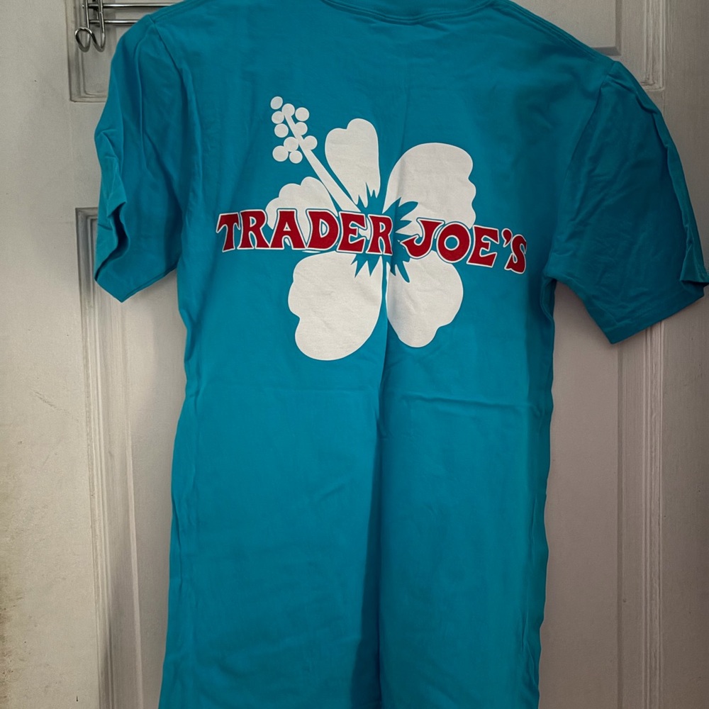 Trader Joe's Blue Short Sleeve Tee